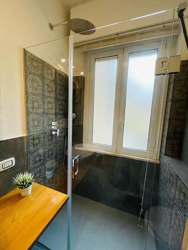 Alessi Design Suite Tra Centro E Mare Palermo Apartment